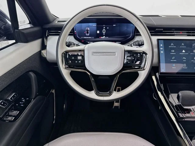 Used 2024 Gray Land Rover Dynamic SE image 25