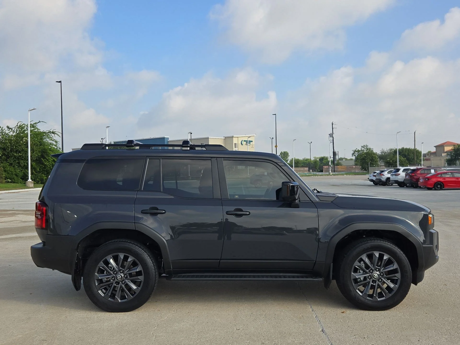 Used 2024 Underground Toyota Base image 2