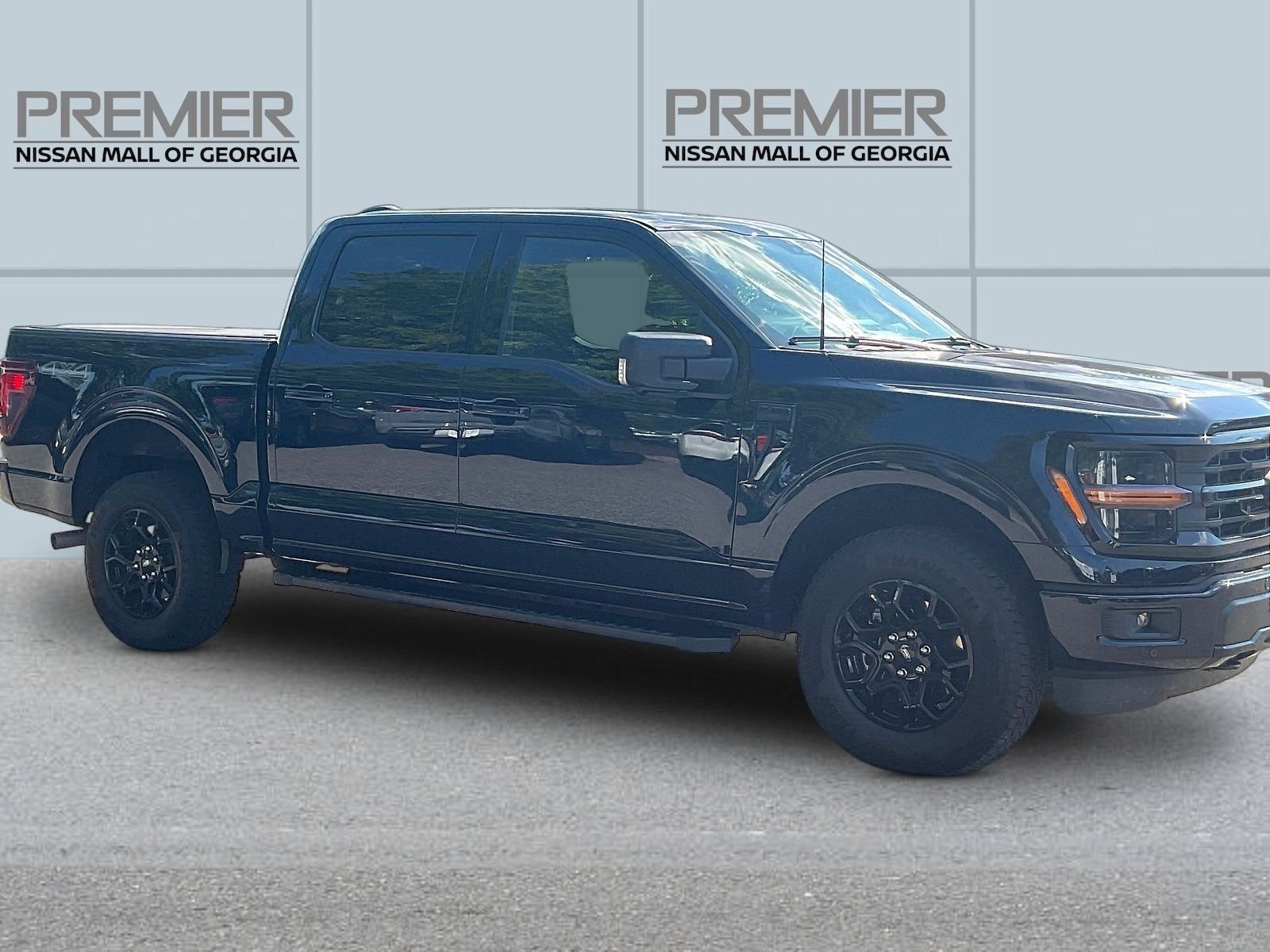 Used 2026 Blue Ford XLT image 3