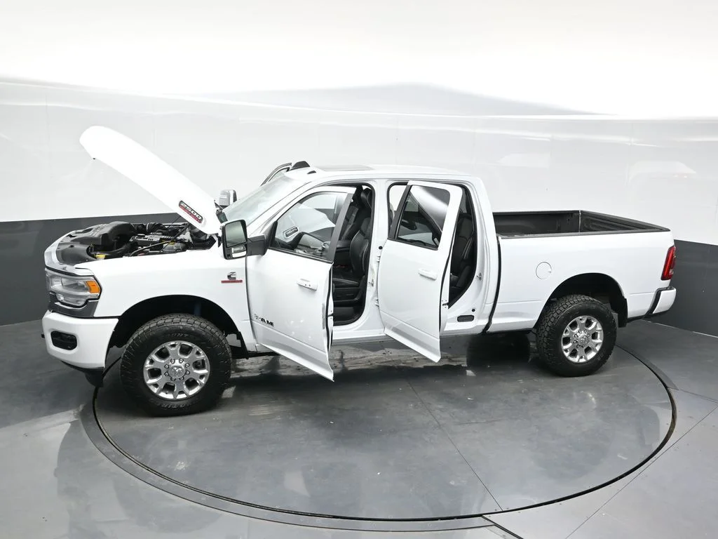 Used 2023 White Ram Laramie image 40