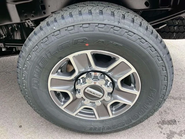 New 2027 Carbonized Gray Metallic Ford F-250® Lariat® image 12