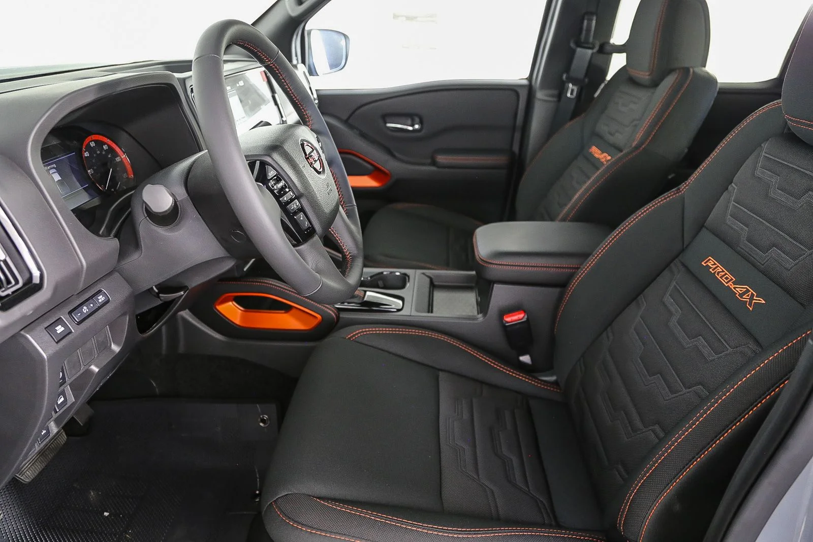 New 2025 Boulder Gray Pearl Nissan Crew Cab PRO-4X® image 19