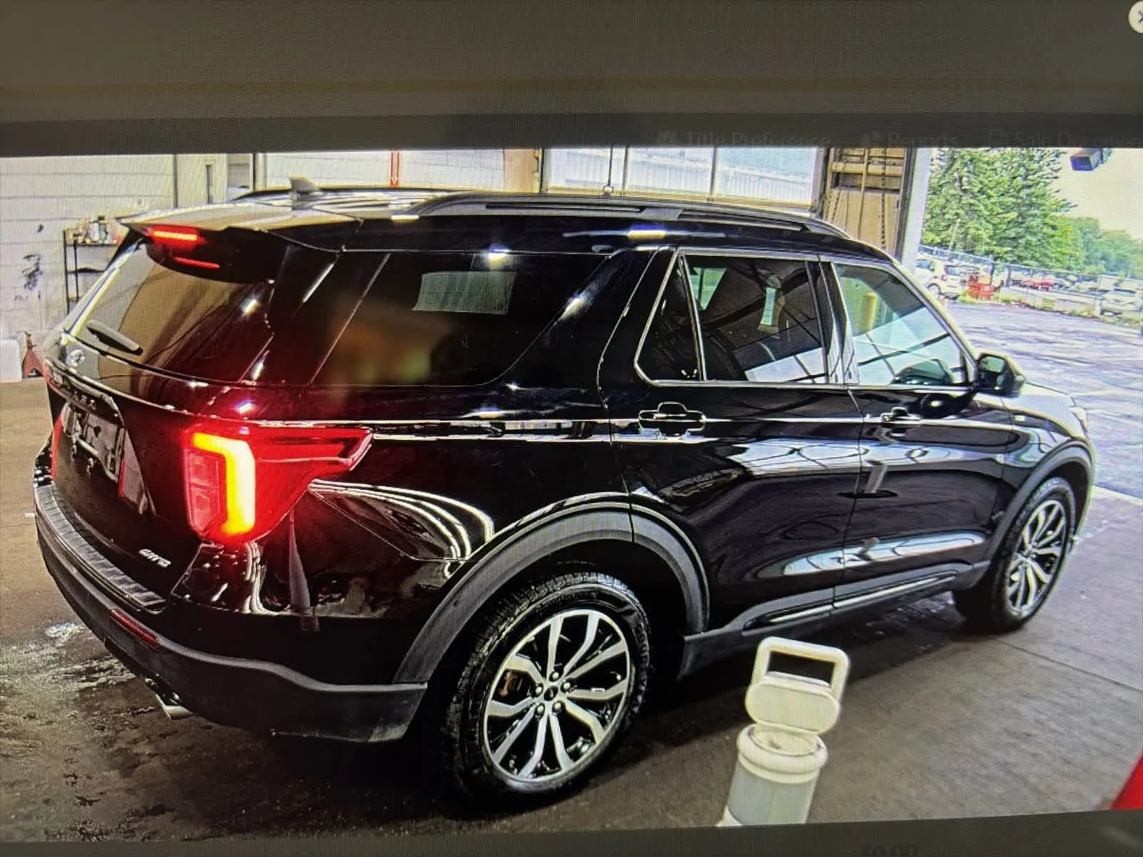 2022 Ford Explorer ST-LINE 4WD's photo