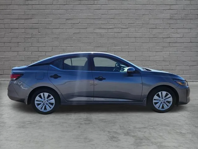 Used 2025 Gray Nissan S image 6