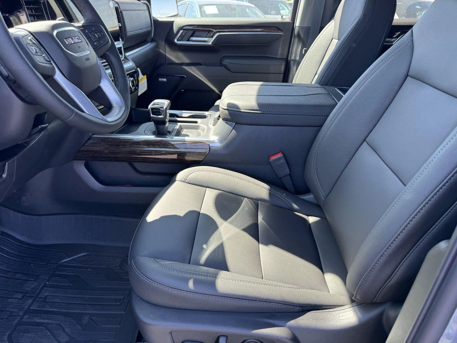 New 2026 Sterling Metallic GMC Elevation image 15