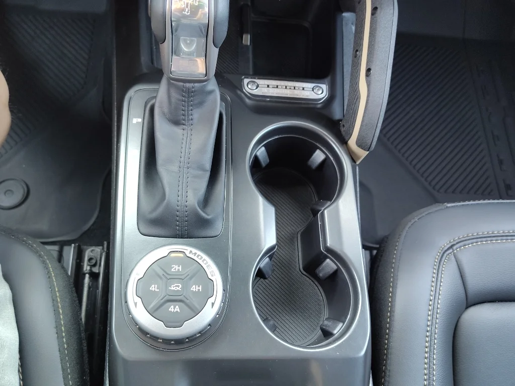 Used 2025 Shadow Black Ford Badlands image 20