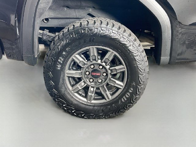 2025 GMC Sierra 1500 AT4X - Photo 39