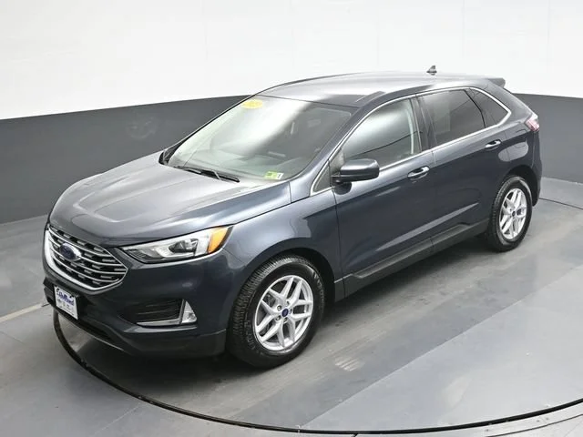 Used 2022 Blue Ford SEL image 13