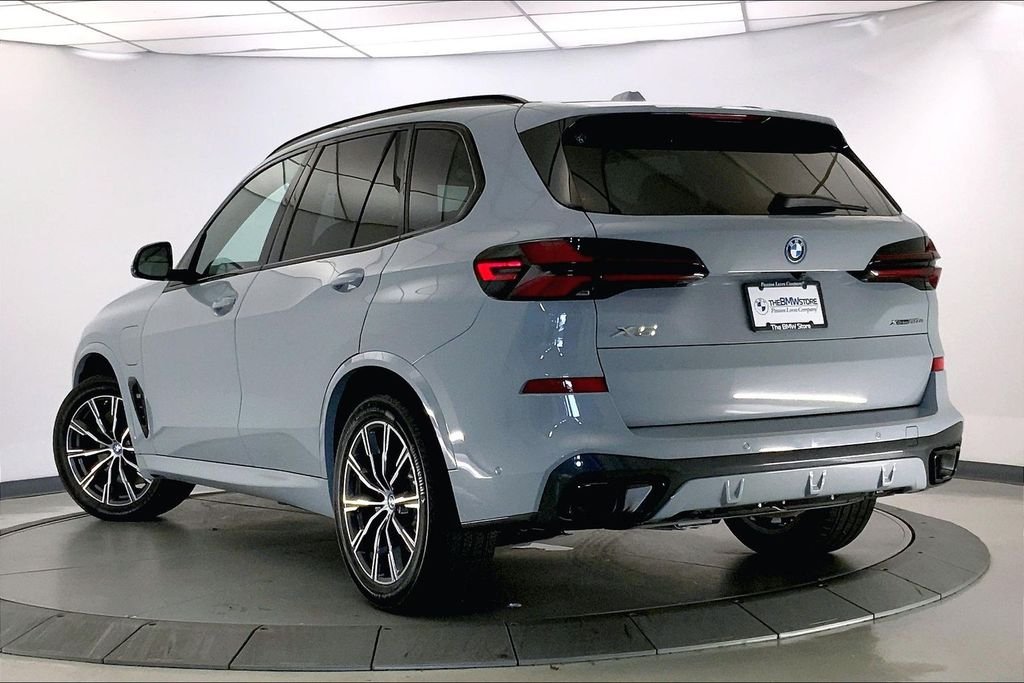 Certified Used 2024 Brooklyn Grey Metallic BMW  image 10