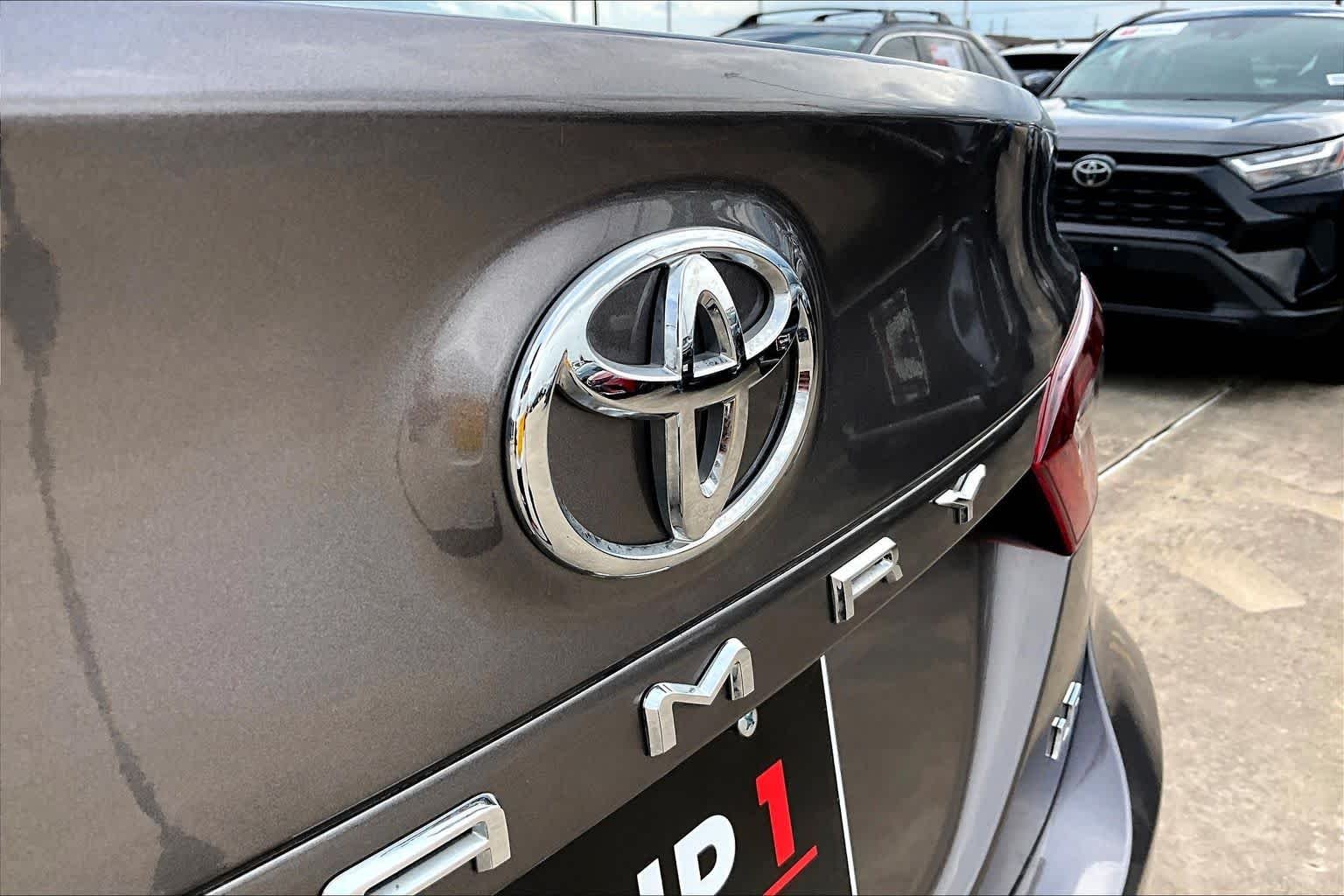 Used 2024 Predawn Gray Mica Toyota LE image 31