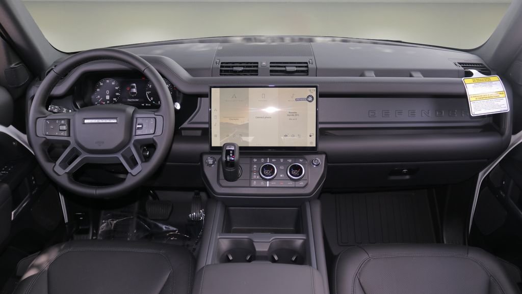 New 2026 Fuji White Land Rover X-Dynamic SE image 13