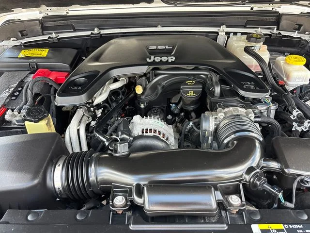 Used 2018 White Jeep Unlimited Sport S image 30