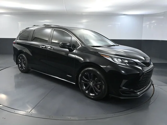 2021 Toyota Sienna XSE