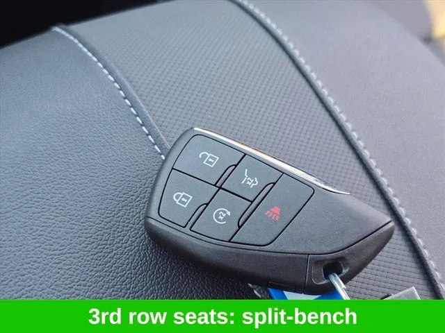 Used 2024 Blue Chevrolet Z71 image 28