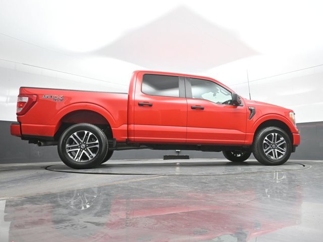 Used 2022 Red Ford XL image 25