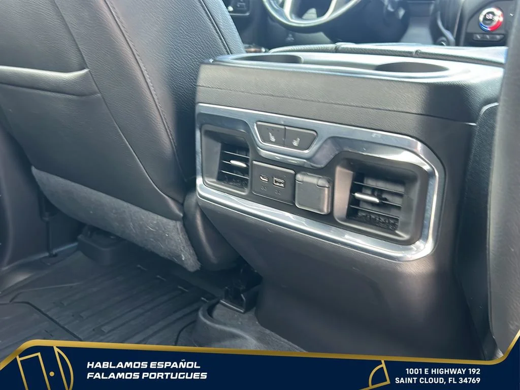 Used 2021 WHITE FROST TRICOAT GMC Denali image 29