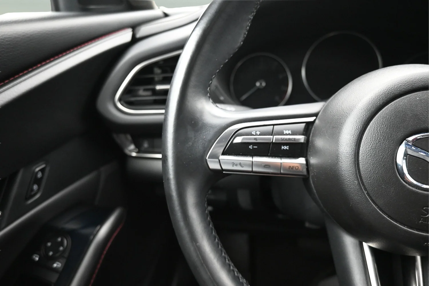 Used 2023 Gray Mazda 2.5 S Carbon Edition image 13