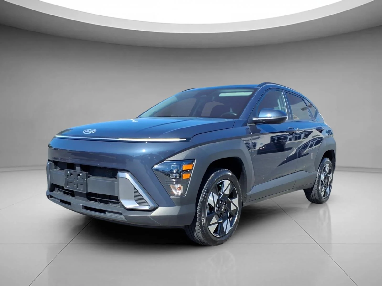 Used 2025 Denim Blue Hyundai SEL image 1