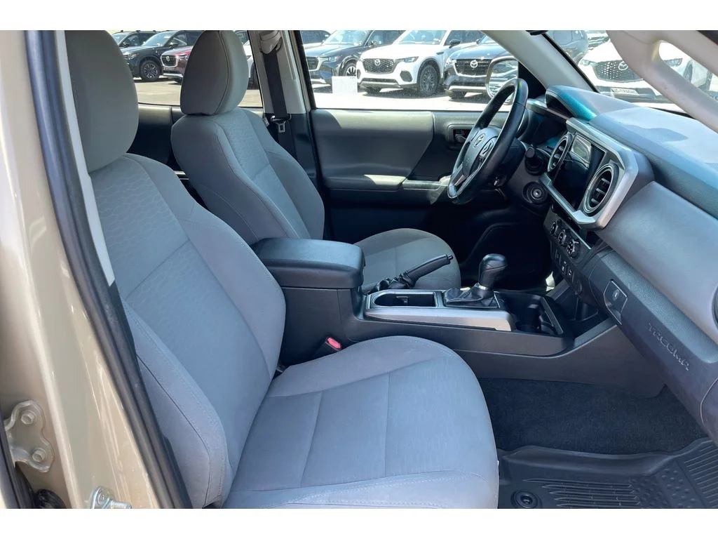 Used 2018 Quicksand Toyota SR5 image 19