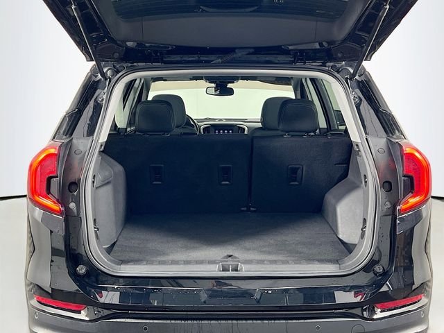 2023 GMC Terrain SLE - Photo 25