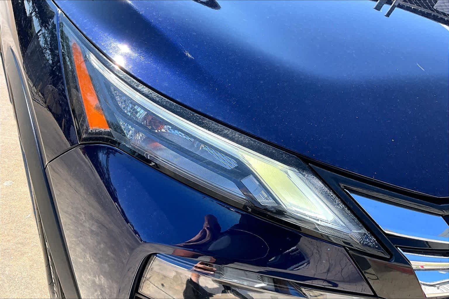 Used 2025 Deep Ocean Blue Pearl Nissan SV image 26