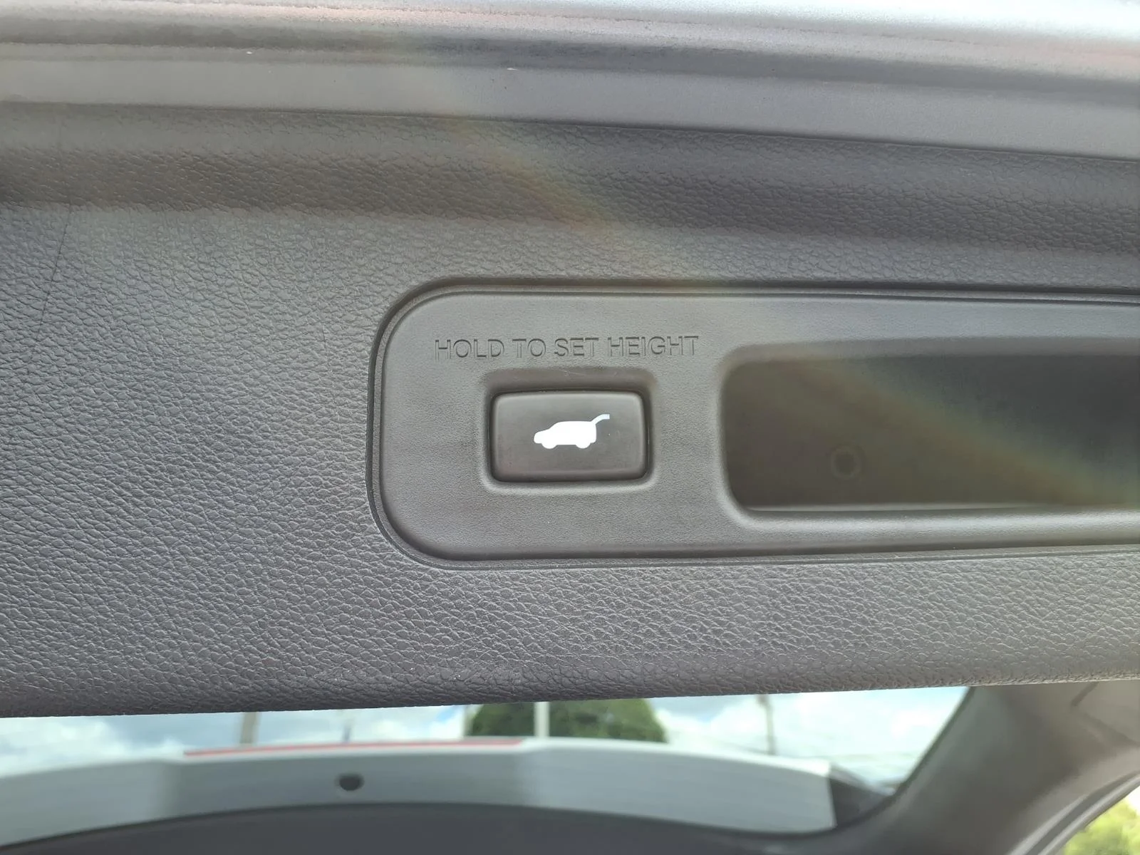 Used 2023 Lunar Silver Metallic Honda Elite image 6