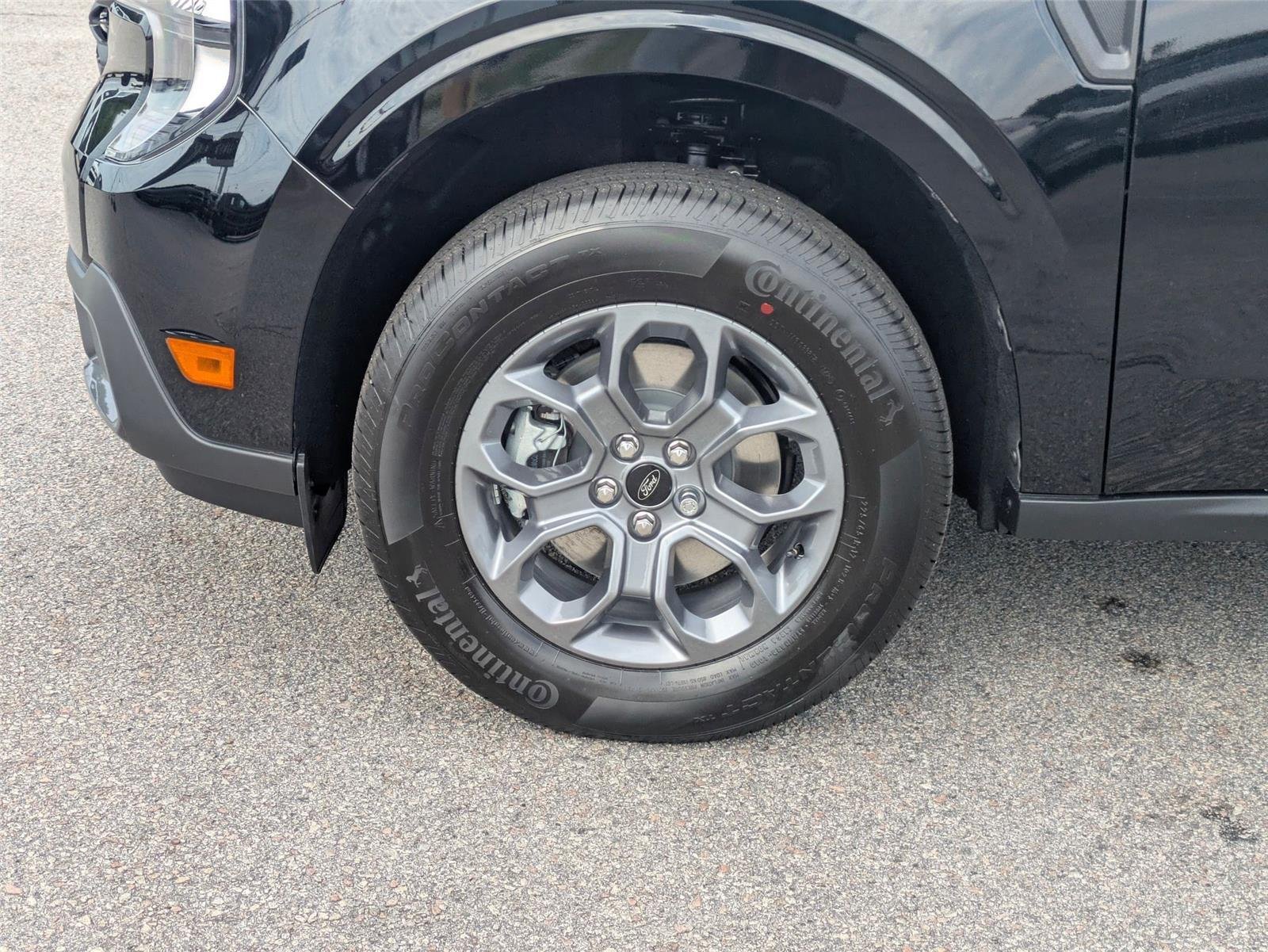 New 2026 Shadow Black Ford XLT image 10