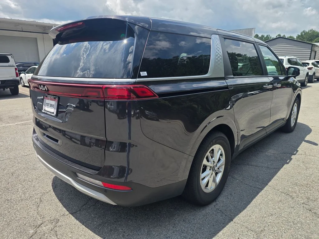 Used 2023 Gray Kia LX Seat Package image 7