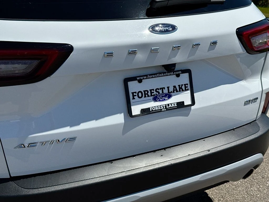 Used 2025 Oxford White Ford Active image 20