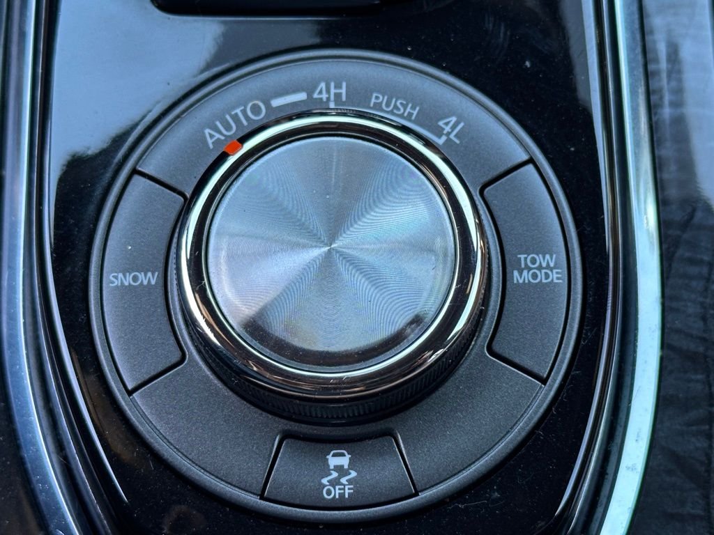Used 2021 Black INFINITI Sensory image 34