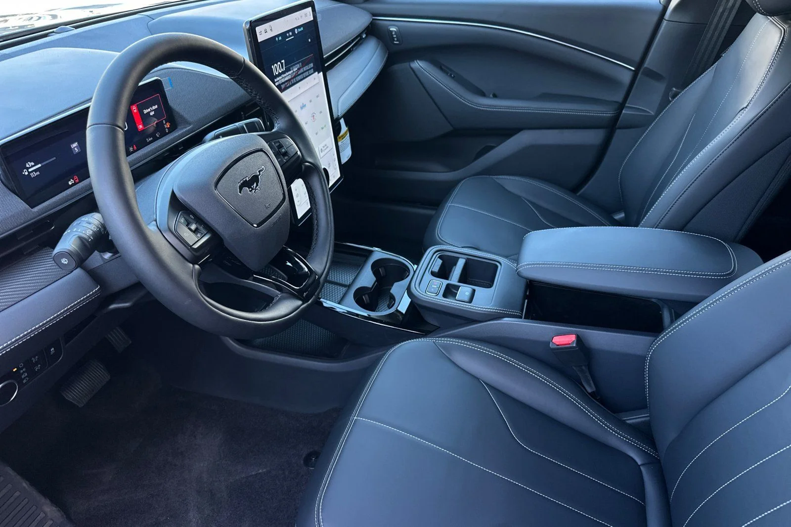 New 2026 Glacier Gray Metallic Tri-coat Ford Select image 9