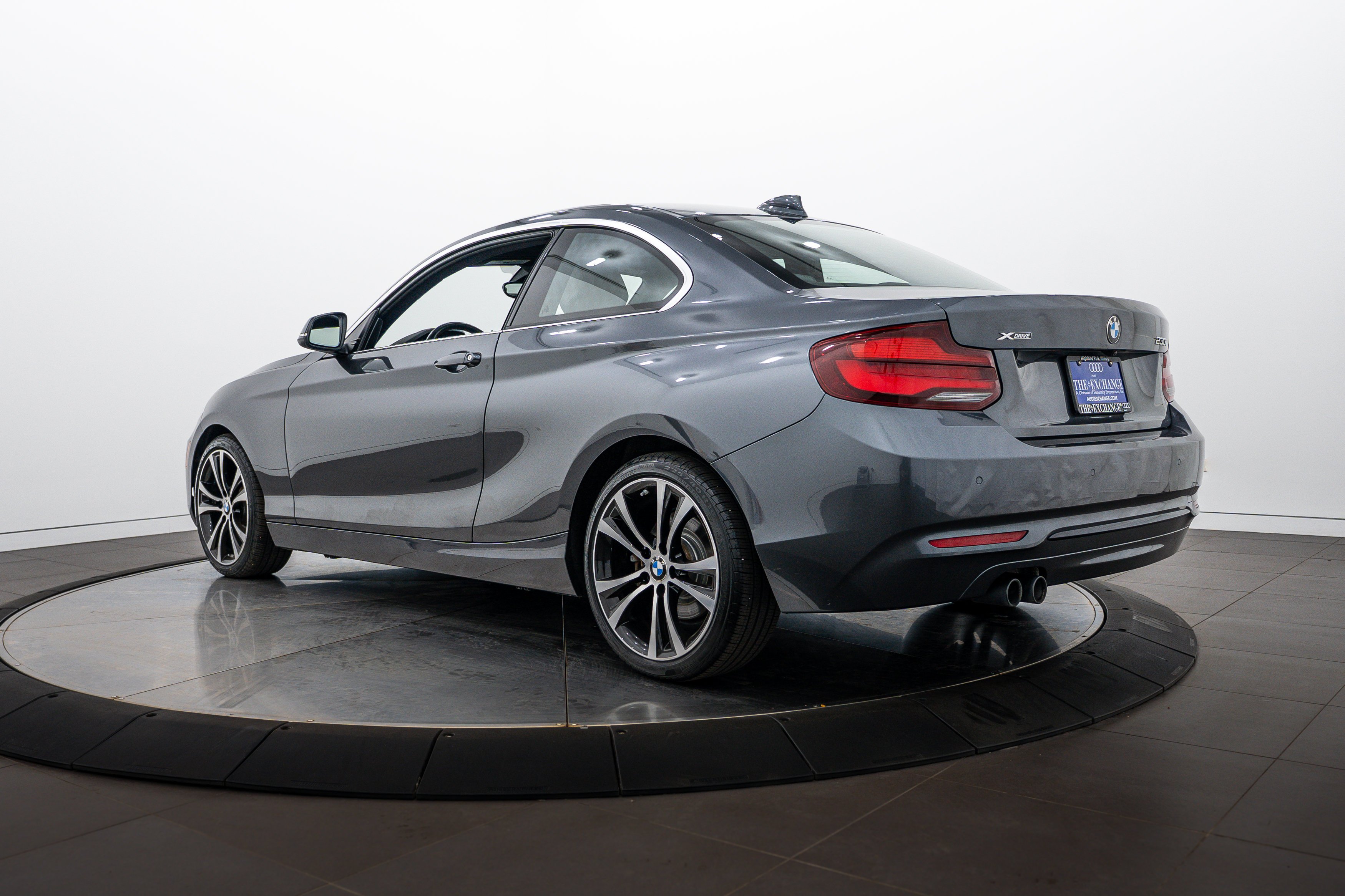 Used 2020 Mineral Grey Metallic BMW 230i xDrive image 5
