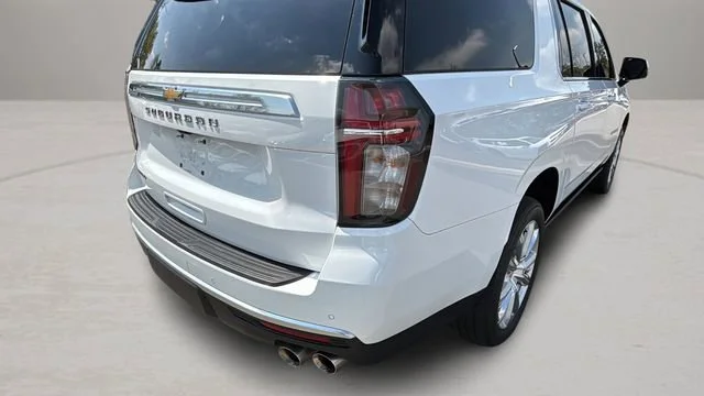 Used 2024 Summit White Chevrolet High Country image 37