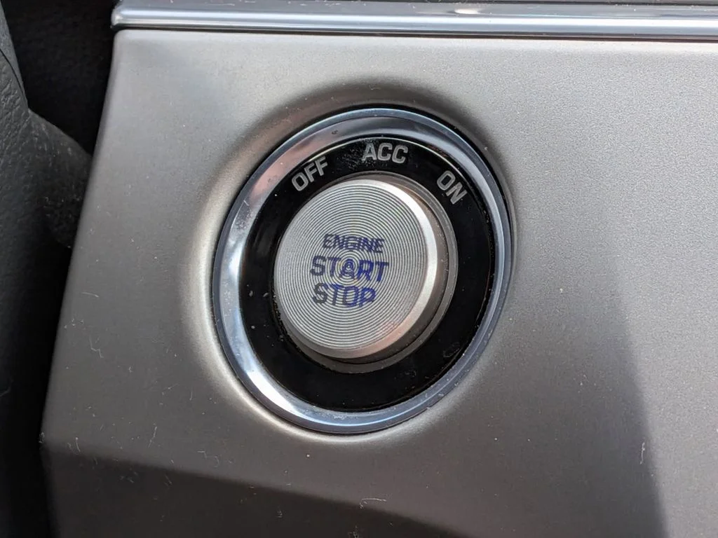 Used 2015 Gray Hyundai Limited image 14
