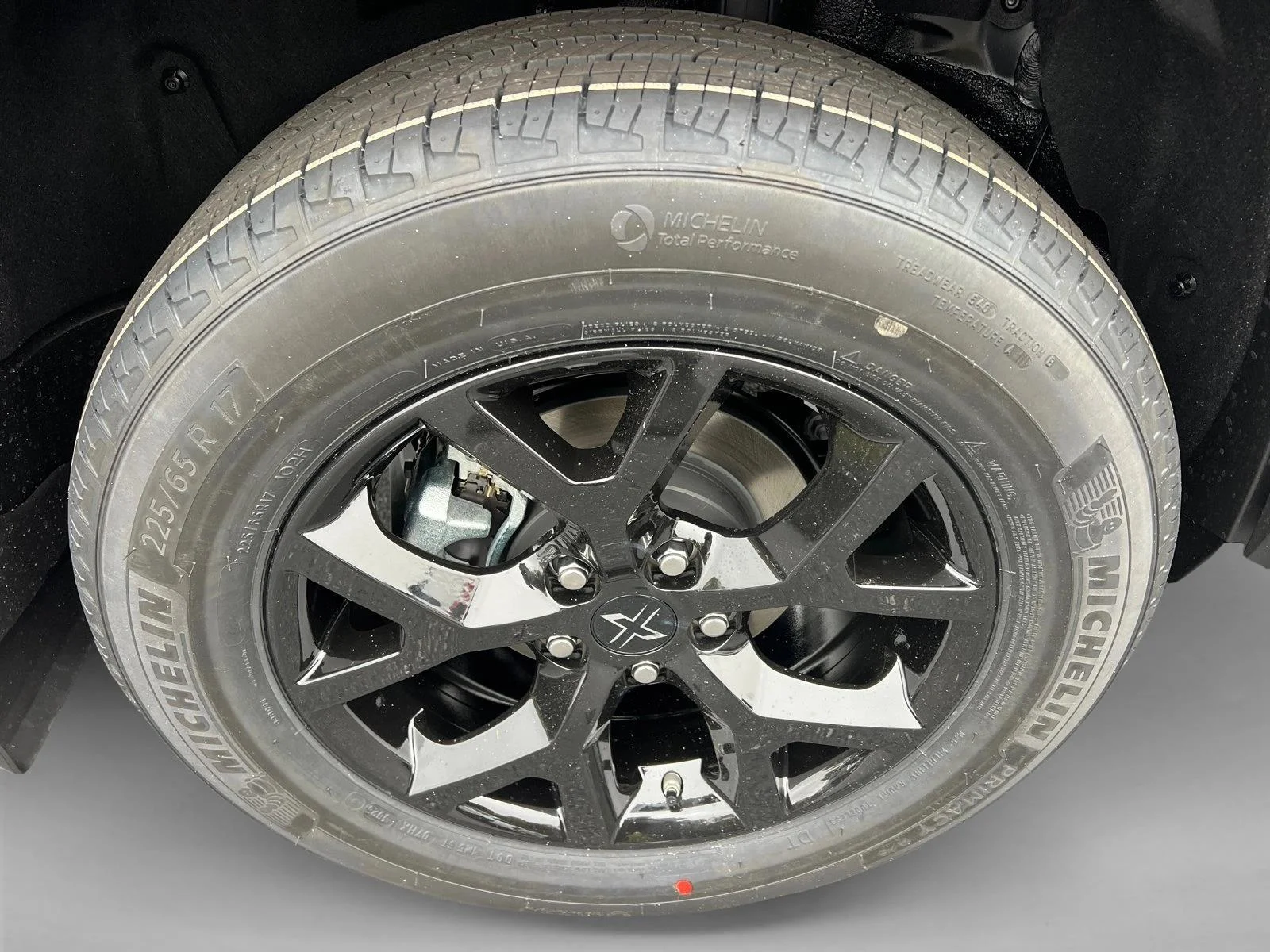 New 2025 Magnetic Gray Metallic Toyota LE image 17