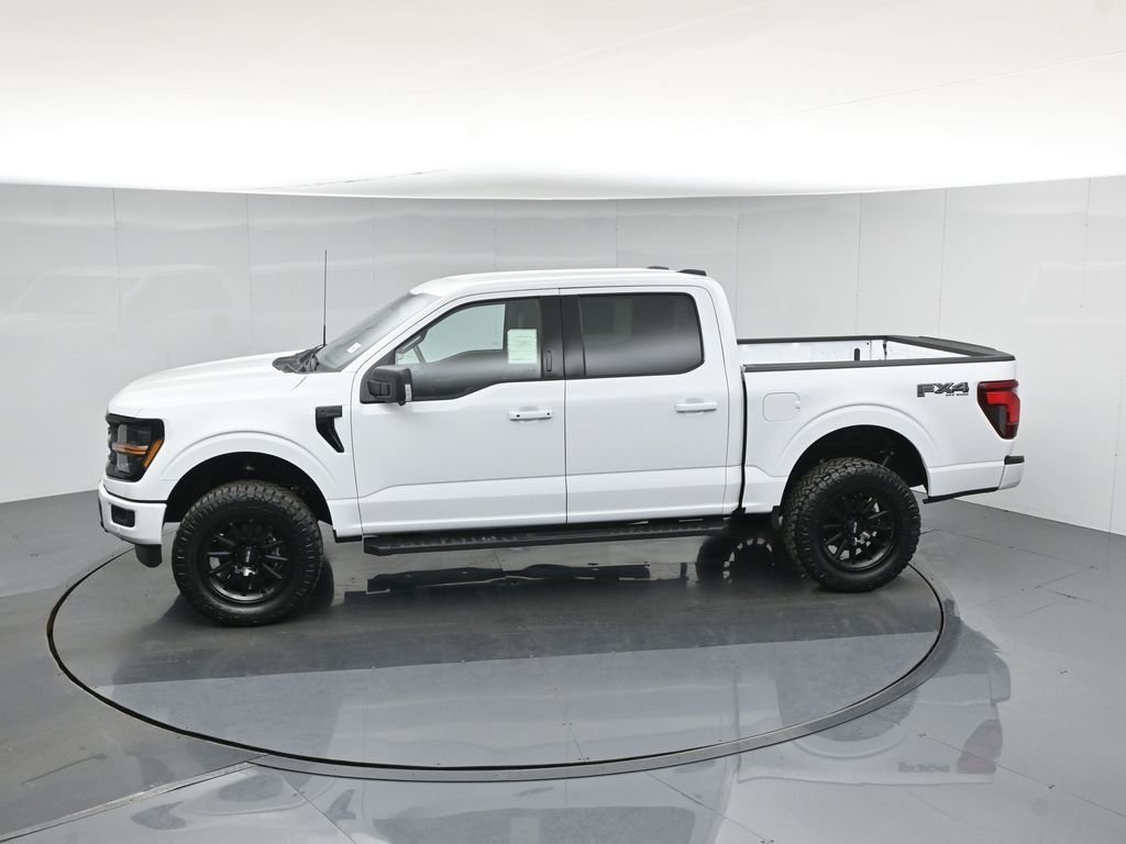New 2026 Oxford White Ford XLT image 44