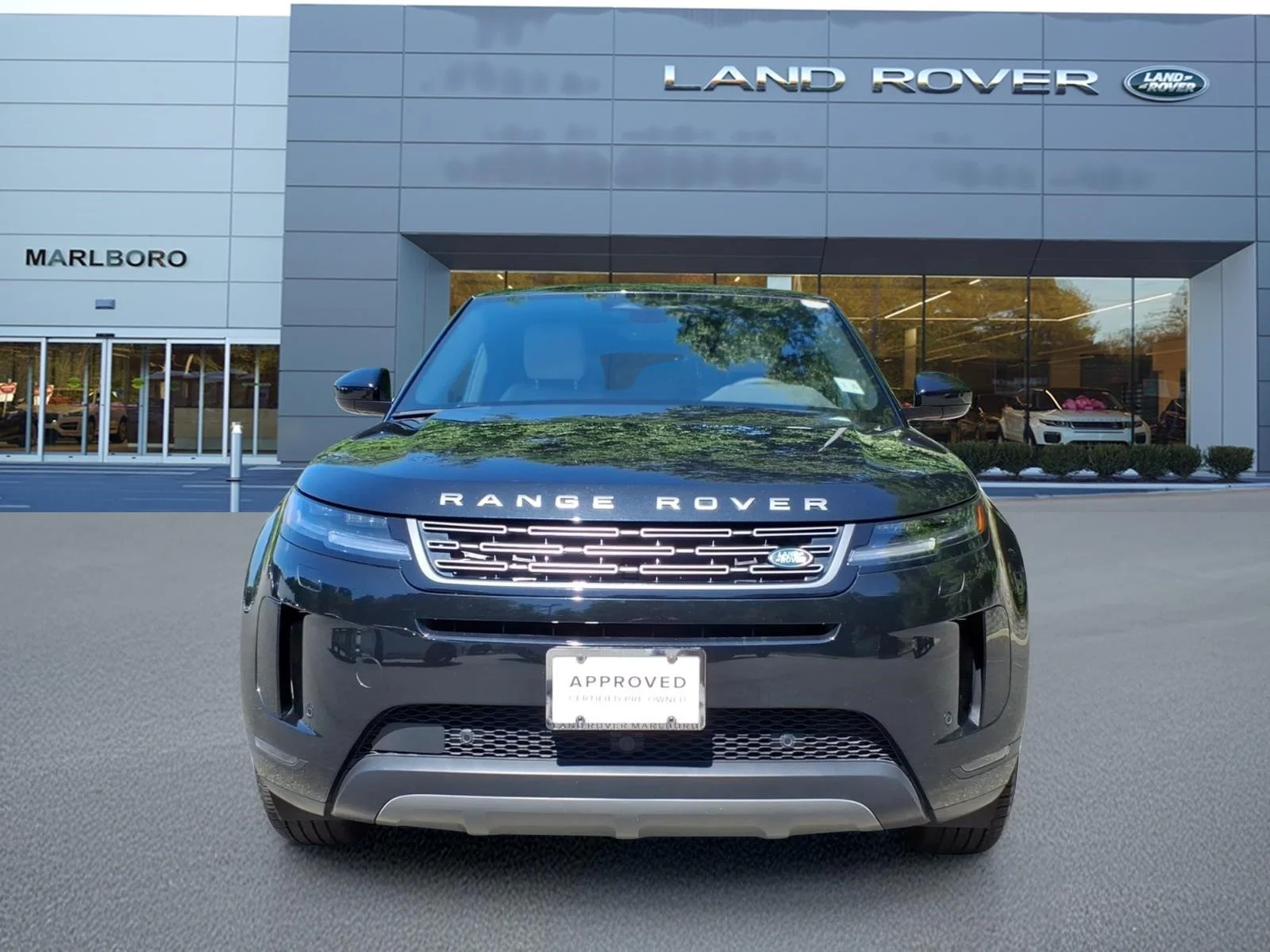 Certified Used 2026 Santorini Black Metallic 1ag Land Rover S image 8