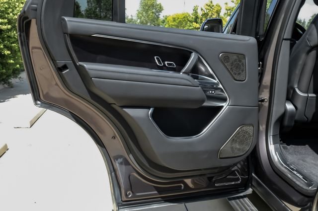 Used 2022 Gray Land Rover First Edition image 58