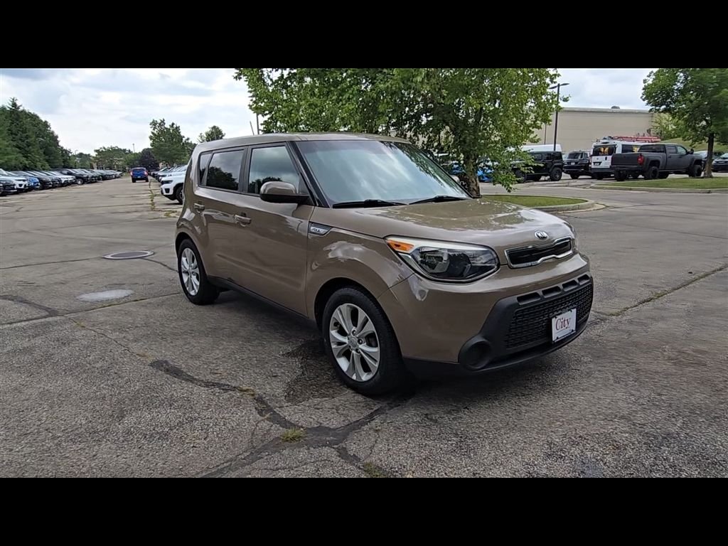 Used 2015 Kia Soul + with VIN KNDJP3A57F7156306 for sale in Brookfield, WI