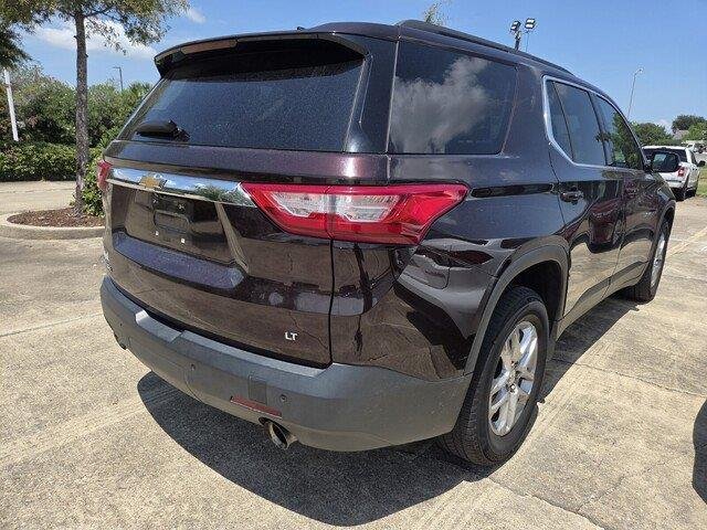 Used 2020 Black Cherry Metallic Chevrolet LT Cloth image 4