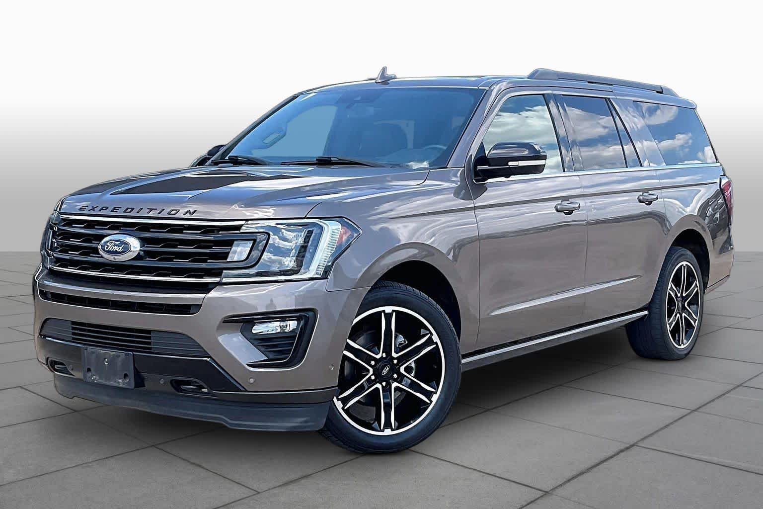 Used 2019 Stone Gray Ford Limited image 3