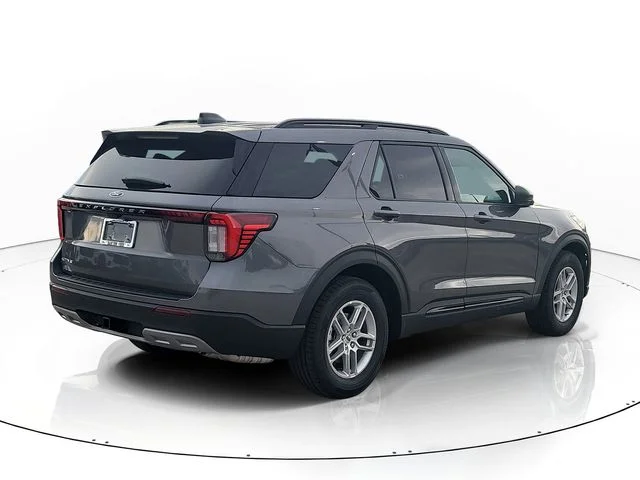 New 2026 Gray Metallic Ford Active image 6