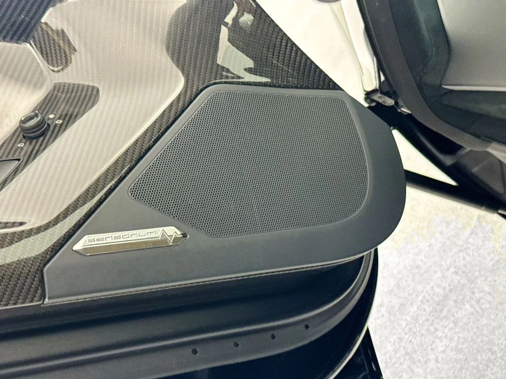 Used 2017 Black Lamborghini LP750-4 SuperVeloce image 19