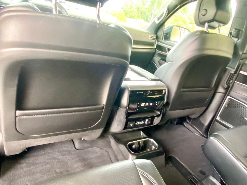 Used 2025 White Jeep Series II image 19