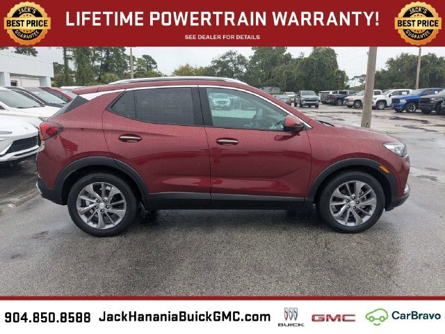 Used 2023 Red Buick Essence image 3