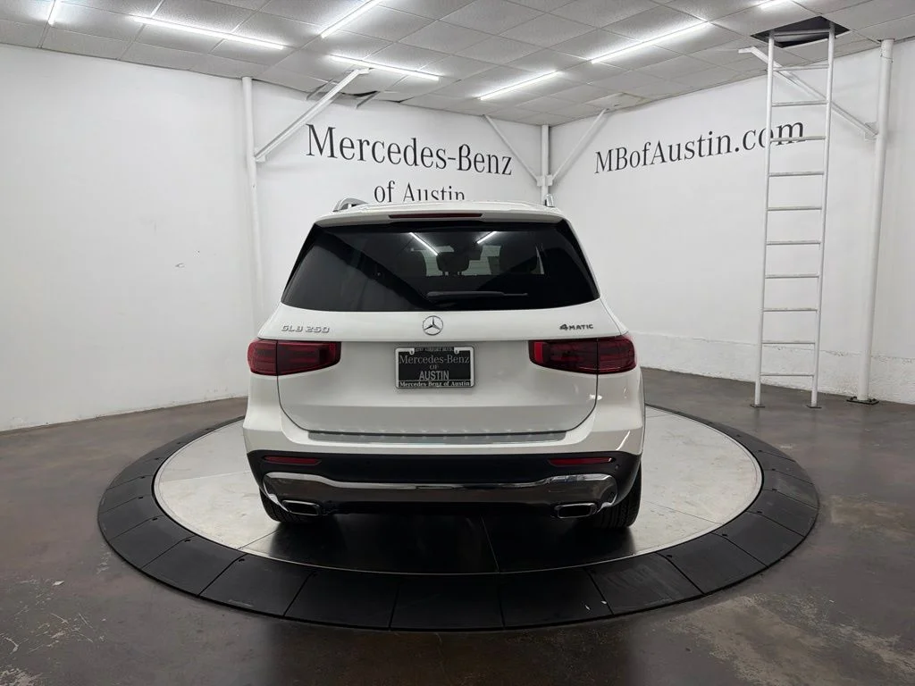 New 2026 White Mercedes-Benz GLB 250 image 6