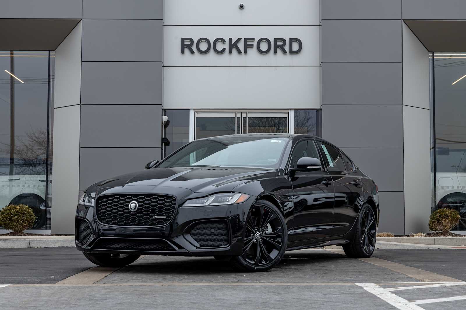 2024 Jaguar XF R-Dynamic SE