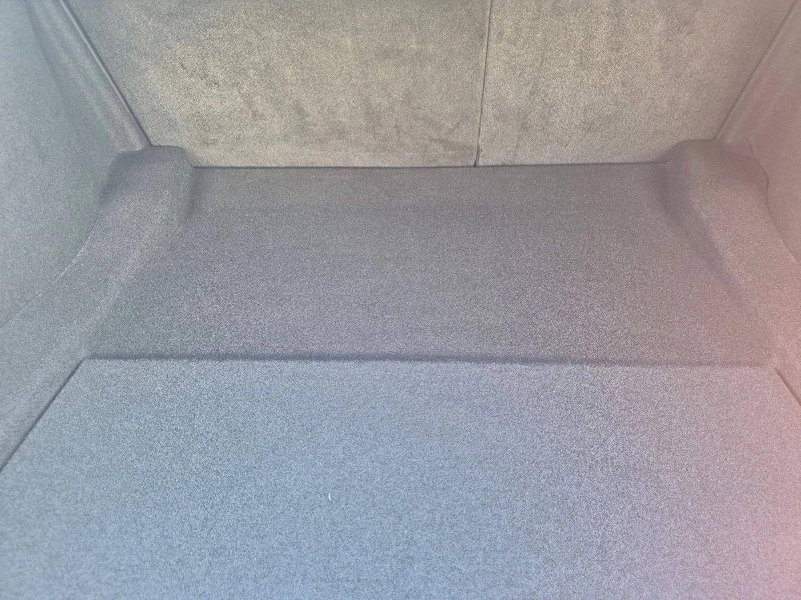 Used 2018 Blue Tesla Long Range Battery image 6