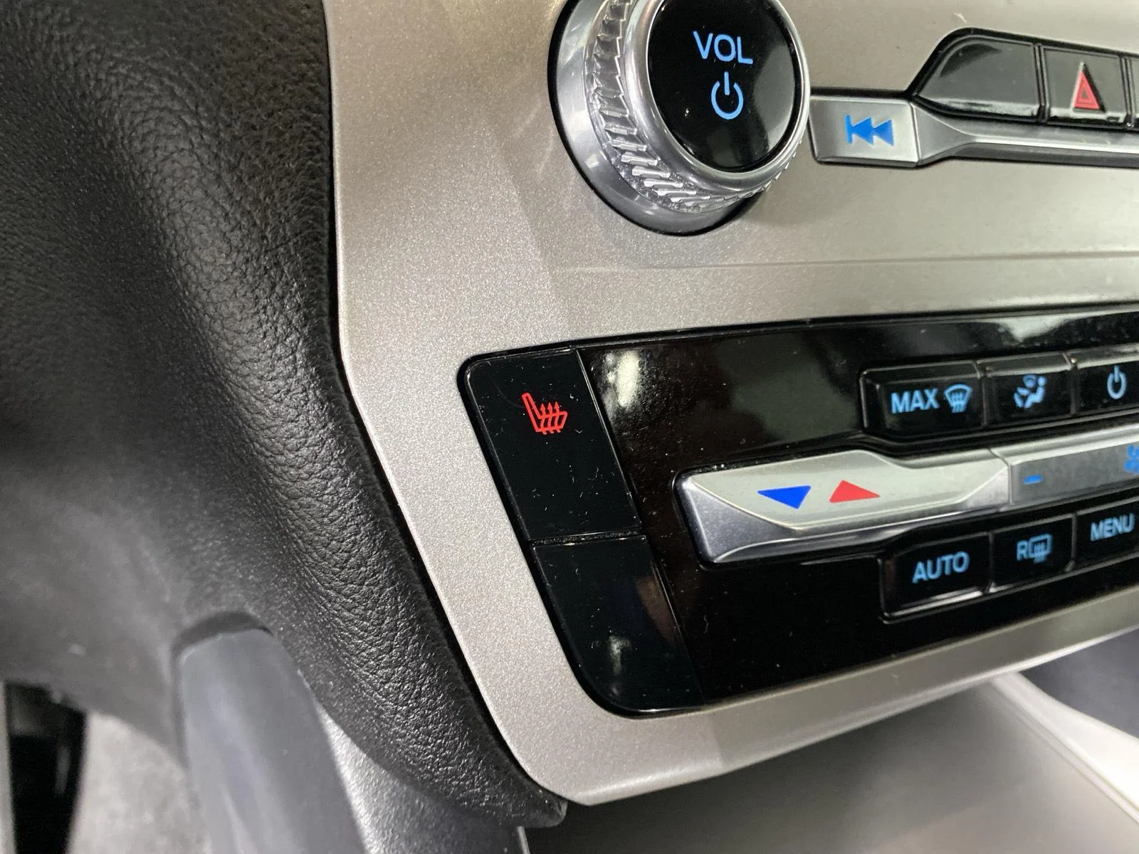 Used 2023 Carbonized Gray Ford XLT image 23
