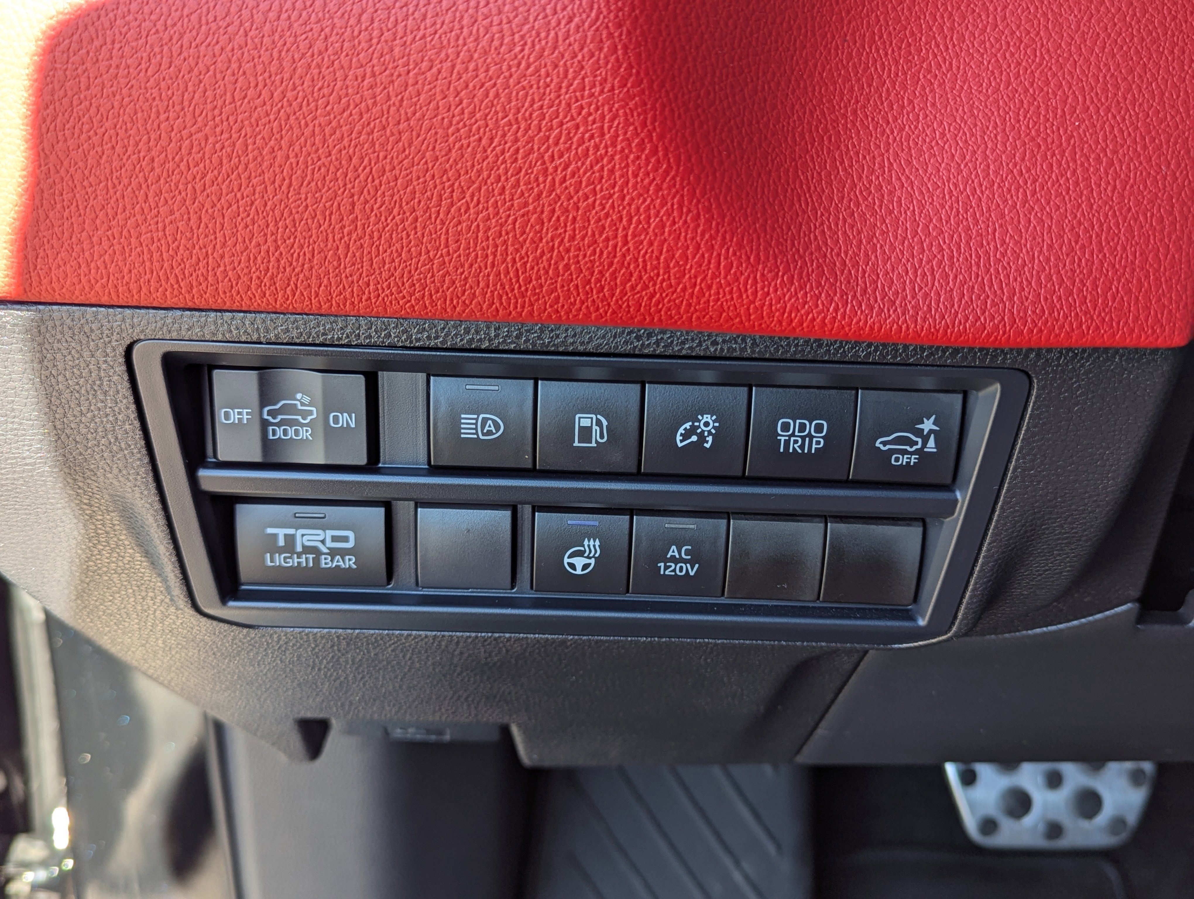 2025 Toyota Tundra TRD Pro - Photo 31